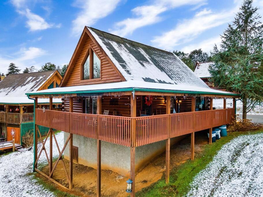 Cabin With New Hot Tub, Near Dollywood .2Bd.2Ba.Sleeps6.Bbq سيفيرفيل المظهر الخارجي الصورة