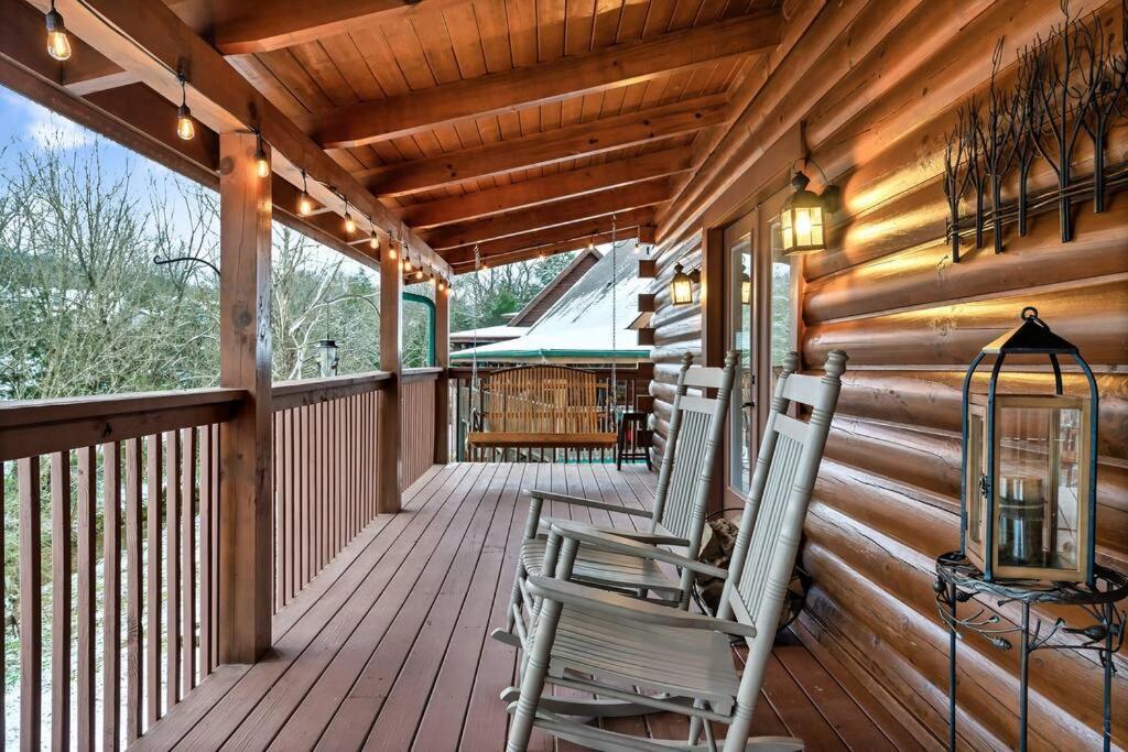 Cabin With New Hot Tub, Near Dollywood .2Bd.2Ba.Sleeps6.Bbq سيفيرفيل المظهر الخارجي الصورة